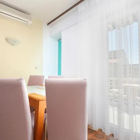 By The Sea Brela, Makarska - 18356 Apartment