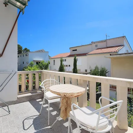 Apartment By The Sea Brela, Makarska - 18356 Brela