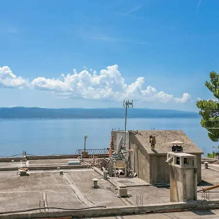 Apartment By The Sea Brela, Makarska - 18356 *