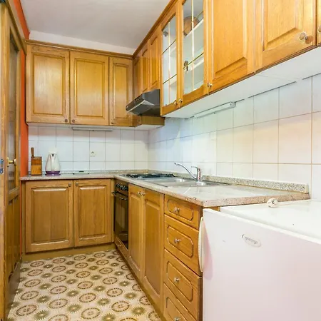 By The Sea Brela, Makarska - 18356 Apartment *