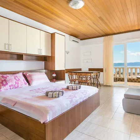 By The Sea Brela, Makarska - 18356 Apartman