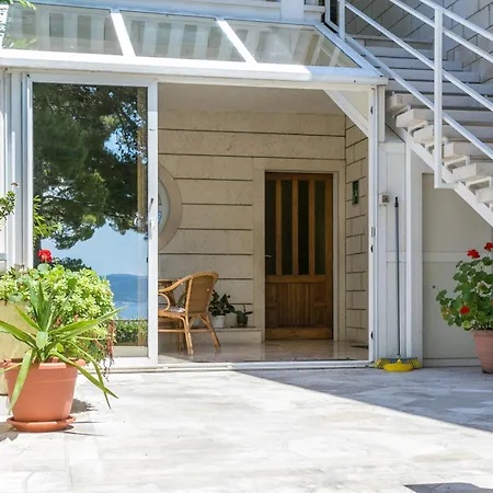 By The Sea - Makarska - 18356 Brela